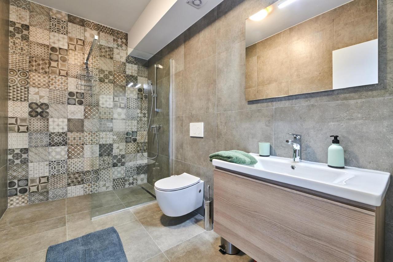 Apartmani Ivana Umag Exteriör bild
